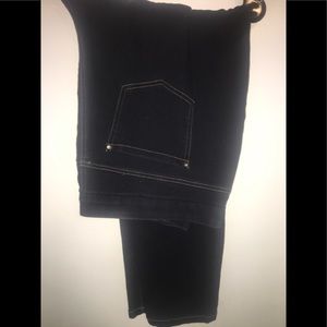 Black stretchy skinny jeans